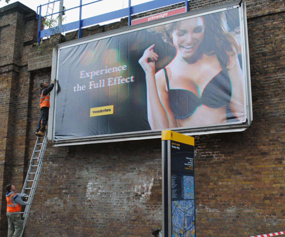 3D billboard gets the Wonderbra effect